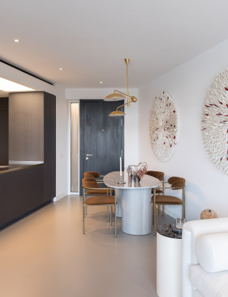 apartment kitchen with a seamless resin floor