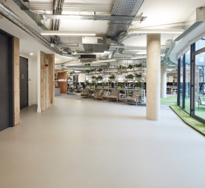 seamless resin floor in commercial office 