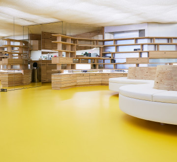 A ForumSphere resin floor in yellow