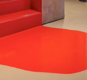 poured resin floor for stairs 